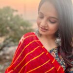Giaa Manek Instagram - …lies in the eyes of the beholder ! What do you see ? . . . #candid #thursday #throwbackthursday #red #ootd #indian