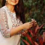 Giaa Manek Instagram - Flow in life .. . . . #trust