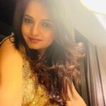 Giaa Manek Instagram – Well , Hello there !