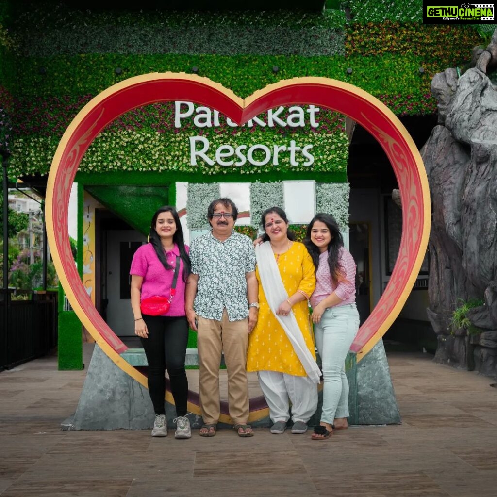 Gopika Anil Instagram - . Thank you so much @parakkatnatureresortmunnar for having us there 🥰♥️ We had the best and peaceful time there ! Thankyou ! . #parakkatnature #staycation #familytime #mine #pillarofstrength #vacation #peace #love #live #letlive #pi̇ctureoftheday #munnar #vacation #blessed #happiness #family
