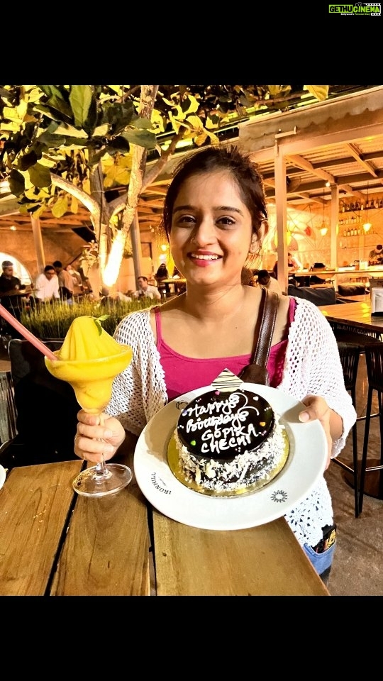 Gopika Anil Instagram - 27-04-2023 β₯οΈ 28th birthday done right π₯°π₯° Thankyou so much my girls for giving me an unexpected pre birthday surprise..! you people never fails to make me happy π₯°π₯° That kutti b'day celebration filled my heart n eyes π₯°π₯Ί @__keerthana_anil__ π @chithira_rose_mathew @krishna__lal_ @anoop_kris @the.messycrafter @sreedevijayakrishnan n mittu πβ₯οΈ π I had a very good time with u ππ Thankyou @shika_meenu for sending me birthday cake π₯° it means a lot ! And again unexpected post birthday celebration by @arungraghavan n @divyarun2411 Thankyouuuu all sooooo sooo sooo much for making my birthday soooooo good π₯° And i missed my loved ones on the day π especially Amma acha β₯οΈ I love you all, who have taken time n effort to make my birthday beautiful through wishes, messages, calls, collages, video edits β₯οΈ It really made my day β₯οΈ Thankyou my people πππππ . #28thbirthdaydonewell #iturned29 #welcoming29withasmile #aprilborn #taurus #birthdayshenanigans #iloveapril #blessedme #lovedpeoplearound #birthdaycelebration #latepost