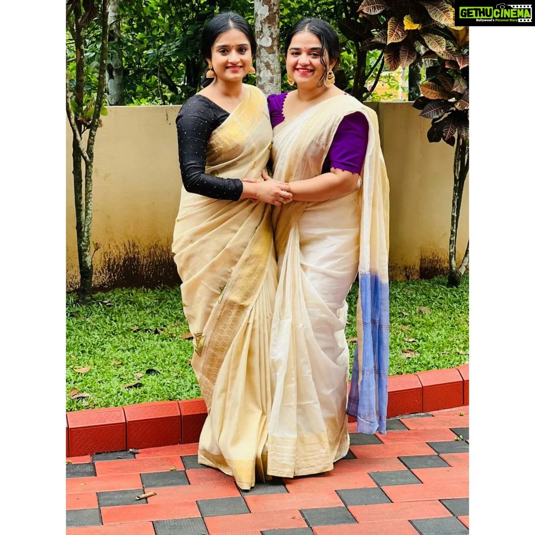 Gopika Anil Instagram - . @__keerthana_anil__ 🥰😘 . Pc- @sajinsajin_ 👽