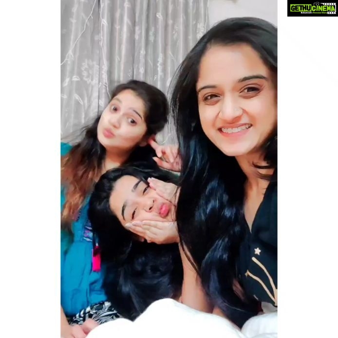 Gopika Anil Instagram - Happy birthday to our most fav β€οΈπ§Ώ Wishing you all the best things in this world, as u are the best one in this world ππ We love you so much β€οΈπ§Ώ You are gem of a person, our happiness, our soul sister, bestie, human diary and what not.... We promise to be there beside you, whatever happens and always ! Happy birthday to our chakkara vaasu πππ May God bless you abundantly ! @shafna.nizam . #bdaygal #birthday #bestie #soulsister #happiness #happybunch #love #humandiary #puresoul #onlylove #loveyousomuch #vaasu #missyou #mine