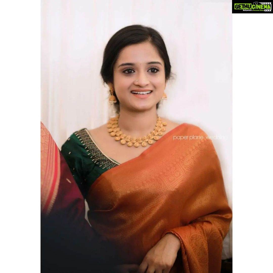 Gopika Anil Instagram - . Let Your Soul Shine Bright ✨️ Thankyou @trinetra_collections for adding beauty with your jewels 🥰 Pc- @paper_plane_wedding