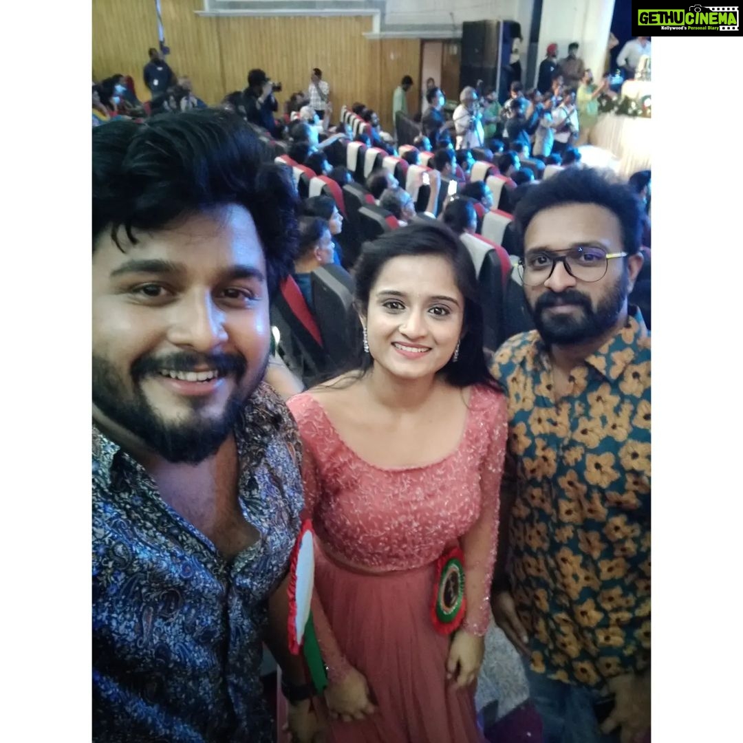 Gopika Anil Instagram - . AIMA 2021 🥰🙏 Costume courtesy @evanshi_designs . #AIMA #AIMA2021 #asianet #santhwanam #blessed #happiness