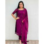 Gopika Anil Instagram – .
Live a good story 💫♥️
Costume @evanshi_designs 
.
#evanshi #boutique #attire #costume #courtesy #evanshidesigns #salwar #elegant #live #letlive #love #peace #bleased #happiness #picoftheday #pictureoftheday #loveit #myself