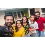 Gopika Anil Instagram – .
💞🧿
@rajeev_parameshwar 😎
@__keerthana_anil__ ♥️
@shafna.nizam 💞
@sajinsajin_ 👽
.
#friends #friendslikefamily #love #laughter #fun #brotherhood #sisterhood #siblings #soulsisters #ourtime #meetups #bond #onlylaughter #gemofaperson #instatag #instagood #liveletlive