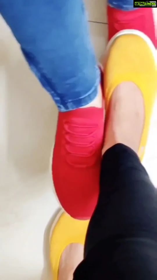 Gopika Anil Instagram - Cheers to many more fun, never ending laughter, kutti kutti fights ( sneham ullodathe vazhakk undaavu enalle π€ͺ) late night gossips, shopping together, outing together, our time, love, caring, crying on shoulders, being there for each other till the end.. etc etc etc U have been there with me whatever happens, i love u my human diary ππβ₯οΈ #tilltheend #love #laughter #kuttikuttifights #latenightgossips #shoppingtogether #outingtogether #ourtime #love #caring #cryingonshoulders #beingthereforeachother #myhumandiary #bff #friendship #goals #family #sisterhood #soulsisters