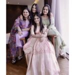 Gopika Anil Instagram – .
It’s always SISTERS before MISTER for her 😀😍🤪 ale dips ?? @_dip.tea__ 
@drish_mohan 
@__keerthana_anil__ 
.
#sisters #soulsisters #sistergettinghitched #herday #beautiful #family #togetherness #love #sistersforlife #onlylove