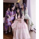 Gopika Anil Instagram – .
It’s always SISTERS before MISTER for her 😀😍🤪 ale dips ?? @_dip.tea__ 
@drish_mohan 
@__keerthana_anil__ 
.
#sisters #soulsisters #sistergettinghitched #herday #beautiful #family #togetherness #love #sistersforlife #onlylove