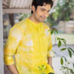 Gourab Roy Choudhary Instagram – i still remember our first eye contact..❤️❤️

Wardrobe @bohurupi_santiniketan ❤️

TEAM… WISEDUCK ❤️
