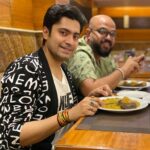 Gourab Roy Choudhary Instagram - Brishtir por ektu ilish.. onekta bondhutto…💐❤️🌈