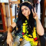 Gouri G Kishan Instagram - Scenes that never make it to the final cut can surely find it’s place on the gram, right 🫠 Go ahead, you are allowed to swipe and laugh 🙊 #SrideviShobanBabu releasing soon on @disneyplushotstar 💁🏻‍♀️ Vizag