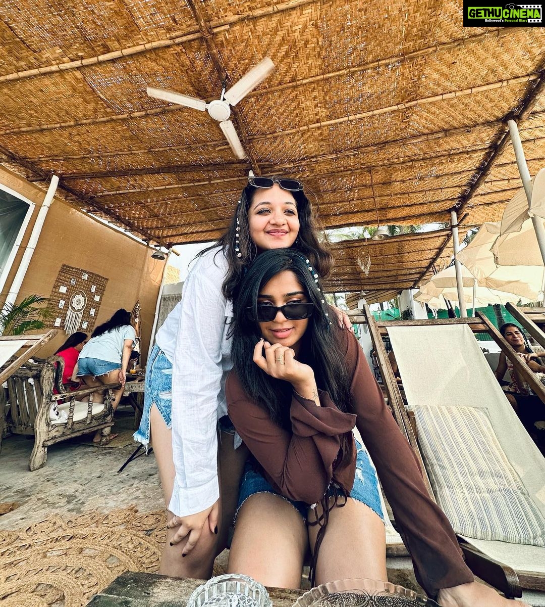 Gouri G Kishan Instagram - 🏖️🌊💕🏝️💅🏼 goaaa photodump Anjuna