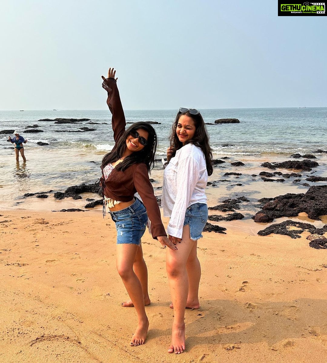 Gouri G Kishan Instagram - 🏖️🌊💕🏝️💅🏼 goaaa photodump Anjuna