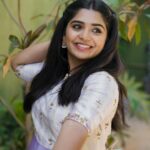 Gouri G Kishan Instagram - What’s your reason to smile today? 🌸 Photographed by @_anupphotography Makeup by @chanti7588 Hair by @bellurimallesham Outfit by @studio_nimithabajjuri Jewellery from @thetrinkaholic @alluringaccessories.a2 Styled by @rishita.madas #love #ınstagood #fashion #photooftheday #beautiful #art #photography #happy #picoftheday #cute #nature #instagram #style #repost #summer #instadaily #me #girl #fun #beauty #smile #photo #like #ootd #makeup #amazing #instamood