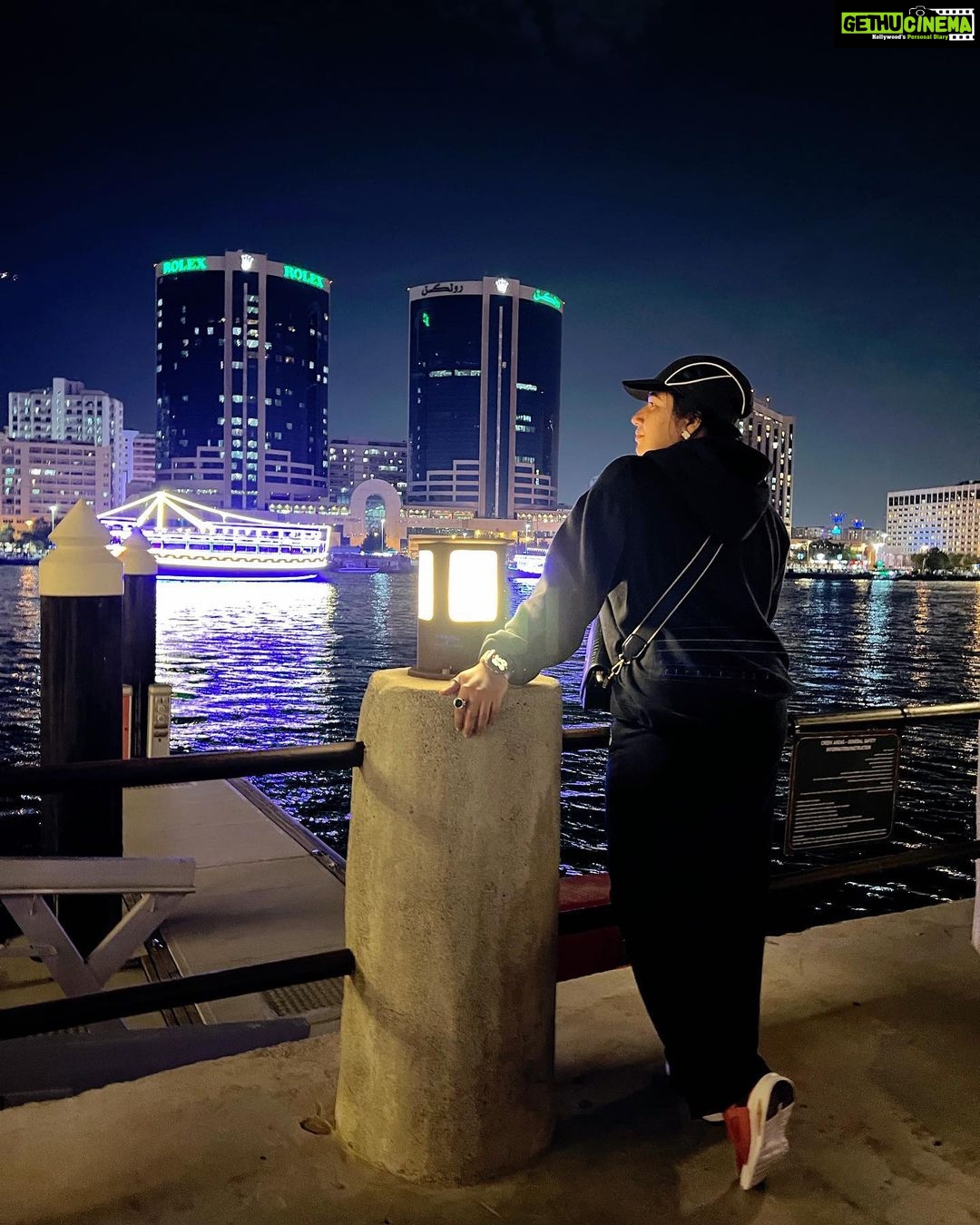 Grace Antony Instagram - Take only pictures,leave only footprints 🌏 . . . . . . . #travel #solotravel #graceantony #dubai #alseefdubai #alseef #travelgram #blessed #greatful #starbucks Old Dubai