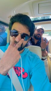Grace Antony Instagram - എന്റെ കണ്ണിൽ കണ്ണാടി വച്ചാലല്ലേ നിന്റെ കണ്ണിനു protection കിട്ടൂ Mr. @nivinpaulyactor എന്ന് @siju_wilson 😎
.
.
#nivinpauly #sijuwilson #saturdaynight #promotion