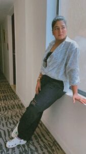 Grace Antony Instagram - You can’t full my sparkle ✨ 
.
.
@saturday_night_movie #promotion 
Wearing @western_lady_ 
Makeup & Hair @jo_makeup_artist 
Styling @anoop.aravindh 
Video @jo_makeup_artist
