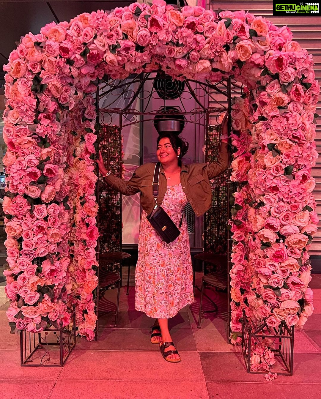 Grace Antony Instagram - Livin 🧿🫰🏻 . . . . . . . 📸 @farookhan.s #livingmybestlife #greatful #travel #snap #dubai