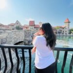 Grace Antony Instagram - Add some colours 🌈🎈🧸🧿⛱️🚦🏝️🎡🍭🍋🍄 . . . . . 📸 @shamsukotta . #travel #dubai #graceantony #riverland #dubailife #travelphotography Riverland Dubai
