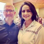 Gul Panag Instagram – Congratulations @apple on the opening of your very first store in India.
And thank you for an absolutely lovely evening. An excellent turnout and great hospitality.!
Tim was kind enough to meet and engage with his guests. And pose for pictures too! Many, many pictures.
I think he now knows, what the bridal couple in India feel like during their wedding!π
The store itself is quite fantastic,with incredibly high ceilings. And single piece glass facades. I had fun having a chat with Stefan Behling the architect who designs all their stores. Taking things to the next level. Every time.
Thank you @shanepeacock and @nehadhupia for the photos .β€οΈ
#apple #appleindia