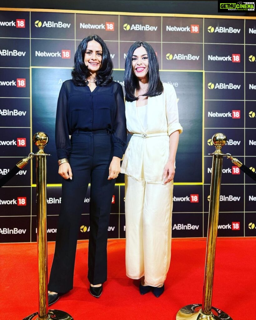 Gul Panag Instagram - I will forever be a fan of this powerhouse of a woman. So much to admire about her. Her grasp on all things economic apart, her ability to present things as they are with alacrity is what sets her apart and above from others. She juggles so much as a Boss Lady, has impossible hours, and yet always has a cheerful, calming disposition. To watch how she conducts herself in public ( and private) is a masterclass in it self. Such a role model.❤️ Oh, and she aces all forms of Yoga, including but not limited to #arialyoga ! The defence connection apart, I feel we just ‘click’ effortlessly, and I truly value and cherish every moment I get to spend with her. You are so loved @shereen.bhan ❤️❤️ P.S. I had picked out a dress to wear this evening. Then remembered I would be meeting her. And definitely asking her for a picture. And I didn’t want to look out of sorts, next to her . So💁🏻‍♀️ Swipe to last photo to see what I mean.And this when I thought I was looking fairly decent. And fit. 🤦🏻‍♀️