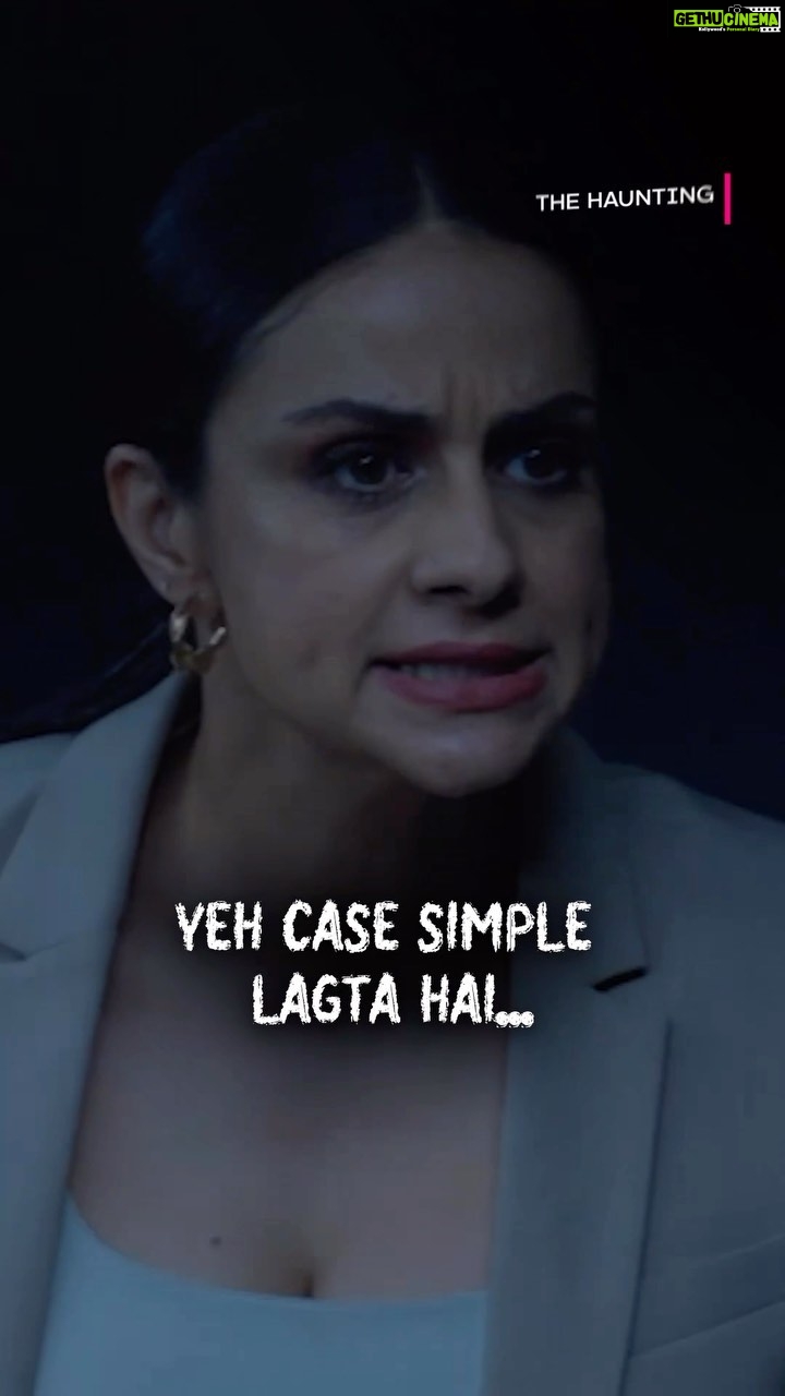 Gul Panag Instagram - lagta nahi ki koi bhi jawab milne wala hai!😖 The Haunting out now! streaming only on #AmazonminiTV jo hai Amazon shopping app par bilkul FREE! @iam_ejf @prakrutimishra @gulpanag @hereishowweding @tansworld #TheHauntingOnAmazonminiTV