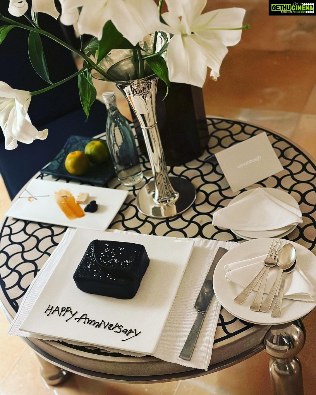Gul Panag Instagram - The evening was made extra special by the @amanbagh team with a lovely Bespoke dinner set up. Thank you ever so much . ❤️ #weekend #weekendvibes #weekendgetaway #amanbagh #AmanResorts #thespiritofaman Amanbagh