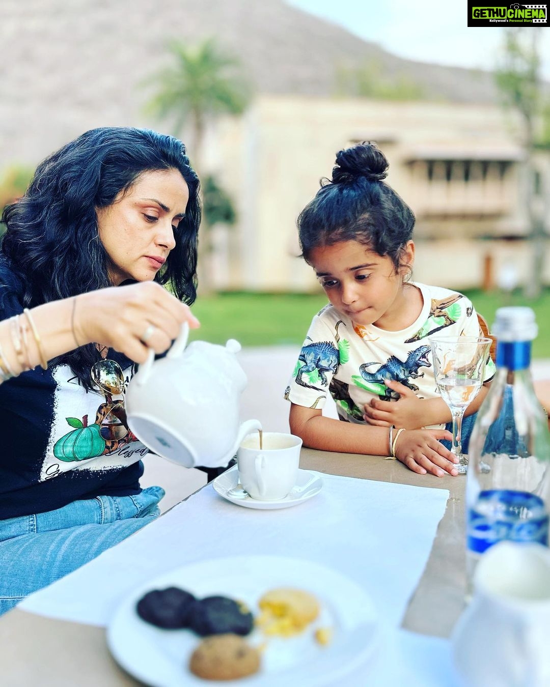 Gul Panag Instagram - A Sunday like Sundays should be. Relaxing . Doing nothing. Lazing by the pool and playing in the pool! Nihal made friends and spent a good part of the day in the pool before heading to the pool in the villa! We had a tough time getting him out for lunch. And then he went right back in. 💁🏻♀️ Tea time came with a camel and a visit to the stables to meet the horses. Some croquet and a trip to the vegetable garden. I was happy to see somethings from the garden on my dinner plate.😊 #weekend #weekendvibes @amanbagh #amanbagh #AmanResorts #thespiritofaman Amanbagh