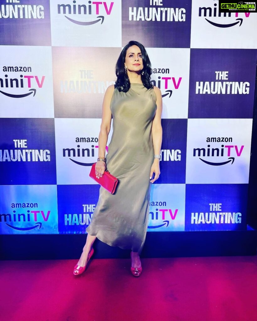 Gul Panag Instagram - You know when you can’t sit through the screening of your first horror film, (because you’re too scared,) and sneak out to pose for pictures instead? THAT. @tansworld and @amazonminitv thank you for making me part of The Haunting. This film has truly raised the bar for the horror genre in India. The special effects, visual effects and sound effects are amazing. I had trouble watching the film, even when I was dubbing , as I mentioned in an earlier post. When Tanveer insisted, I watch the film with him on the sound engineer’s console, (on his computer screen) without any special effects, I was already terrified and dying. And now it is something else.!! 😨😨😨😨😨 @iam_ejf and @prakrutimishra you girls are incredible ! Swipe to last photo to see where on the Amazon shopping app, you can find our film. Thank you @vibhutichamria for making me picture worthy! . . . . . . Styled by @vibhutichamria Assisted by @devanship30 Jewellery by @anaqajewels Make up by @deepak_pawar03 Hair by @asiya.ansari