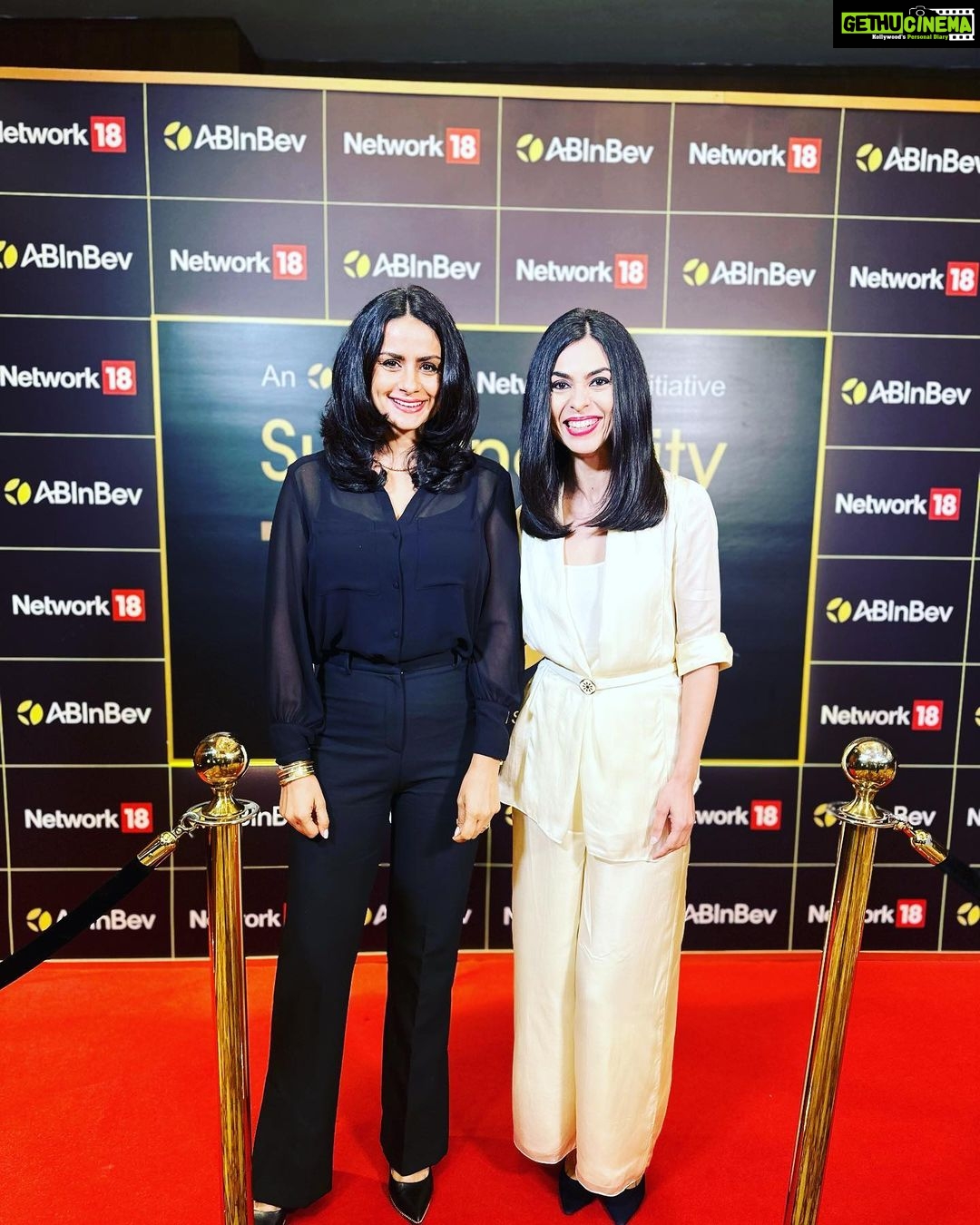 Gul Panag Instagram - I will forever be a fan of this powerhouse of a woman. So much to admire about her. Her grasp on all things economic apart, her ability to present things as they are with alacrity is what sets her apart and above from others. She juggles so much as a Boss Lady, has impossible hours, and yet always has a cheerful, calming disposition. To watch how she conducts herself in public ( and private) is a masterclass in it self. Such a role model.❤️ Oh, and she aces all forms of Yoga, including but not limited to #arialyoga ! The defence connection apart, I feel we just ‘click’ effortlessly, and I truly value and cherish every moment I get to spend with her. You are so loved @shereen.bhan ❤️❤️ P.S. I had picked out a dress to wear this evening. Then remembered I would be meeting her. And definitely asking her for a picture. And I didn’t want to look out of sorts, next to her . So💁🏻♀️ Swipe to last photo to see what I mean.And this when I thought I was looking fairly decent. And fit. 🤦🏻♀️