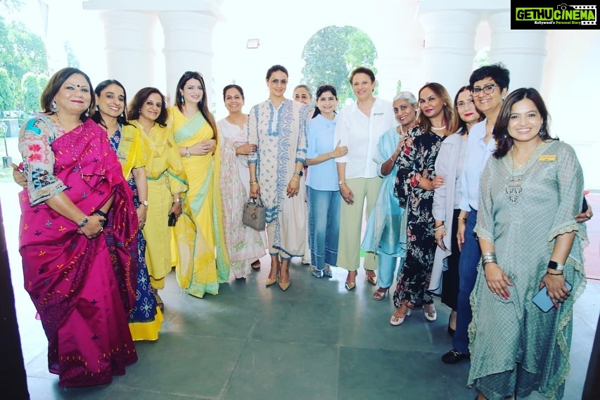 Gul Panag Instagram - It’s not often that I get to share the stage with my illustrious father. So when Patiala based book club, the Book Lovers’ Retreat reached out to me to be part of a session with him, I seized the opportunity. My father’s book, Indian Army:Reminiscences, Reforms and Romances is a curated collection of 50 of his columns written over the last few years. The columns cover a wide spectrum of life in the Indian Army- from his childhood ( since he is any Army BRAT too), to the 71 war where he was deployed in erstwhile East Pakistan, to his 40 years of service, to the much needed institutional reforms and of course peppered with many anecdotes. I suspect I was brought in to be part of the session to add a touch of glamour, but I enjoyed it immensely. I did have a small role to play in this book, though, since I pushed him to start writing these columns to begin with 🤓. Swipe to see last photo. It was very inspiring to meet members of the bookclub, all ladies, and a mix of home makers, and professionals (featuring many doctors). The club meets once a month to discuss a chosen book and we are grateful they chose Dad’s book. Special thanks to @preet1968pps who made all this possible. @bookloversretreat #bookclub #patiala Patiala, Punjab