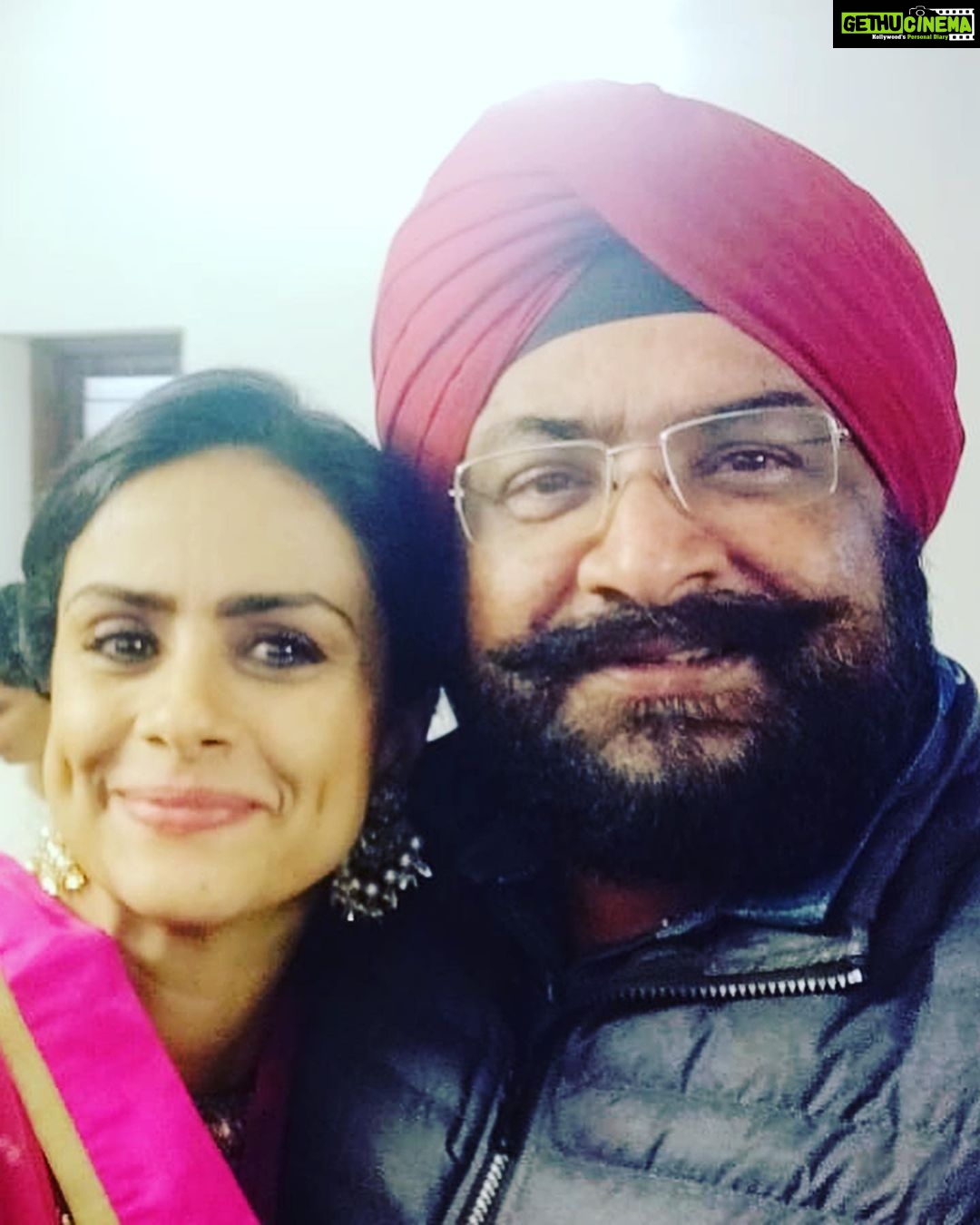 Gul Panag Instagram - Spent the morning with these gentle creatures at our family dairy farm @savera_godhan_agri_farm 🐄🐮. Growing up as a kid at Tittar Lodge, our grand father Col Shamsher Singh’s farm, a lot of my time was spent with the cows and buffaloes we kept. I would accompany my grandparents as they milked the cows and eventually learn to milk them too. I was exactly Nihal’s age in fact when I lived here with them. When ever there was a new calf, it would become my play mate. By the time I was 6, I was given charge of my very own calf, Laddu( named by me💁🏻♀️). I had to feed her and clean her stall with my very own small phauda( a wooden shovel for shovelling cow dung - which would find its way, via a wheelbarrow, into our gobar gas plant ). A great part of the farm life was spending time with my cousins @simritkaur34 @simranpotnis , @vikramjitpanag and @vortex.generator who although older, always included me in their activities. All of us would do farm things together, take care of the animals, help at the farm and even get down and dirty doing kaddu before sowing paddy. Some years later when our grandparents stopped keeping the animals, something seemed missing. So I was beyond delighted when my cousin Vikram( last photo) set up this dairy farm. The majority of the cows we have here are the Sahiwal breed with a few Gir and Rathi. These are the cows of the old Indian era and are said to have come out during the samundar manthan and were given to the sages or rishis. They are the present Indian breed and are made for this weather. The milk from these cows is the A2 quality milk which is the best in terms of health . The old folks call it " sau marz ki ek dawa". Very good for children, pregnant women and old folks, it has the least uric acid and very light and easy to digest. The cows give only 8-15 ltr milk per day and require care and love. But the milk is pure.❤️ If you live in the Tricity area, and would like to try, please do reach out to @savera_godhan_agri_farm . #desicow #puremilk Mahadian ਮਹੱਦੀਆਂ