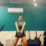 Gul Panag Instagram - Hello Friday! It’s been a good week. Hit all my fitness targets first thing in the morning. Which helped me reinstate and reinforce ‘seizing the day’. A lot better than ‘cease the day’, if you know what I mean. Focusing on Progress not perfection. Being committed to my goals but being flexible I my approach.