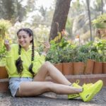 Gurleen Chopra Instagram - When life gives you lemons throw it back and say "I wanted a mango!" 🥭 #instagram #instagood #trending #cute #life #actor #actorslife #bollywood #bollywoodlife #instabollywood #kachikairi #mango #likesforlike #gurleenchopra