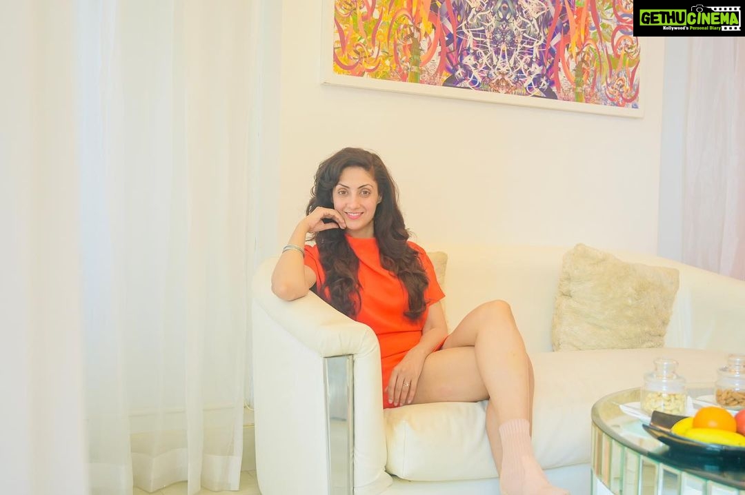 Gurleen Chopra Instagram - KADE V KISE NAL RUSIYA NA KRO PTA NAHI DUBARA KADE ZINDAGI CH MILAN DA MOKA V MILE YA NA❤️ BAHUT CHOTI LIFE A SARE IK SAFAR TE AYE A …. GC