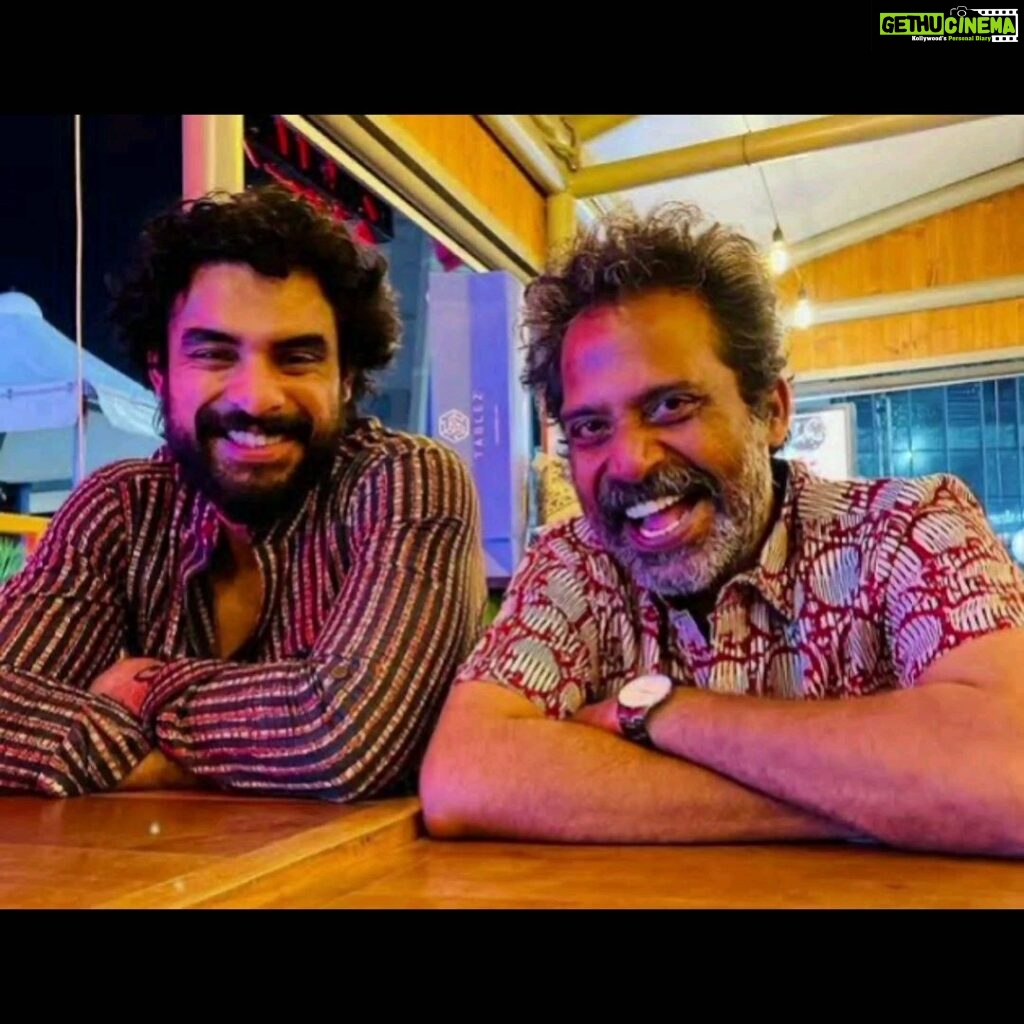 Guru Somasundaram Instagram - When I opened the treasure chest of my heart that holds good memories.. you were all there.. smiling and shining! Celebrating one year of minnal murali! I want to thank each and everyone who involved in making Minnal Murali⚡⚡⚡ I don't have everyones picture. But you are all in my heart. Thank you for this beautiful journey! Happy Christmas to all🎄 #minnalmurali #oneyear #superhero #malayalam