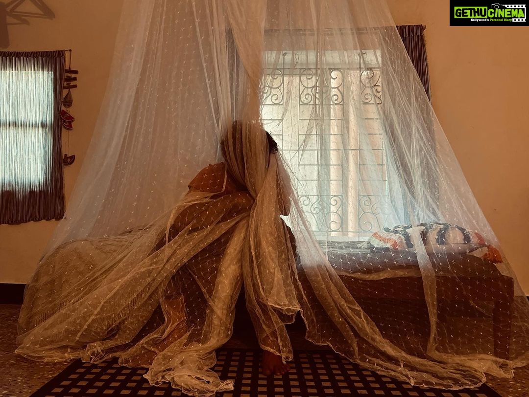 Guru Somasundaram Instagram - In numberless rooms we stretch ourselves and sleep. where have we been? we open our eyes and stare at the coiling darkness, and enter our dreams again. -conrad aiken #dream #space #selflove #conradaiken #poem