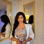 Hamsa Nandini Instagram - Oh hey there! ✨️ . #swanstories Hyderabad