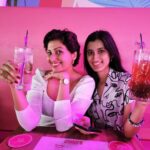 Hamsa Nandini Instagram - An evening with my not so little baby, in Singapore. That smile of yours can never fail to light me up. Happy Birthday Ruhee hee! 😆 . #niecelove❤️ #swanstories Orchard Road Singapore