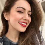 Hansika Motwani Instagram - Chalo we ready for you 2023 . ✨ Prague, Czech Republic