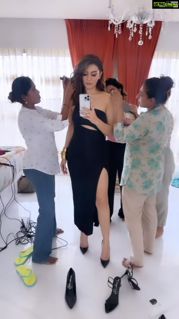 Hansika Motwani Instagram - It takes a village. No I’m serious, it does 🫠🤭