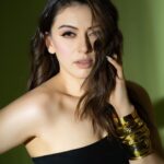 Hansika Motwani Instagram - 🖤