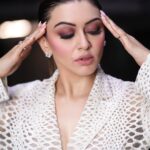 Hansika Motwani Instagram - 💄 🪞👱🏻‍♀️