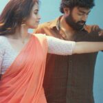 Haricharan Instagram - Thank you for amazing Response for the Sasivadane song❤️🤗 You can listen the song in your favourite music platforms. Looking forward to see our song in your reels😉 #sasivadane❤️ @gaurinaidu @agfilmcompany1 @rakshit_11 @komaleeprasad @svs_abhilashreddy @sripalcholleti @saikumardop @saimohanubbana @saravanavasudev @kittuvissapragada @jd_masterofficial