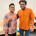 Haricharan Instagram - Last Night performing with @itsyuvan in Coimbatore was Indeed Special. To see 15k people Vibing with the Music. Eternally grateful ! Onto the Next. Thank you Kovai! #yuvanshankarraja #blacksheep @u1recordsoffl CODISSIA