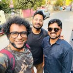 Haricharan Instagram - Tracked & locked Vocals with these superstars in a song for an upcoming magnum opus Project! Can you believe we have known eachother for over 25 years ? Stay Tuned!!