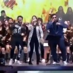 Harika Narayan Instagram - Thee thalapathy live from #VARISU Audio launch🔥🧿❤️🌟🫶 THAT ENERGY FROM THE CROWD🔥❤️🔥❤️🔥 IT'S TIME TO GIVE IT BACK MAAME🔥 . . . . #varisu #thalapathyvijay #theethalapathy #femalesinger #live #performance #chennai Chennai, India