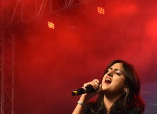 Harika Narayan Instagram - Living my dream in colours🌈❤️🧿 . . . . . PC : @sri_sumanth_151202 #love #performer #highonlife #happiness #livingthedream #harikanarayan